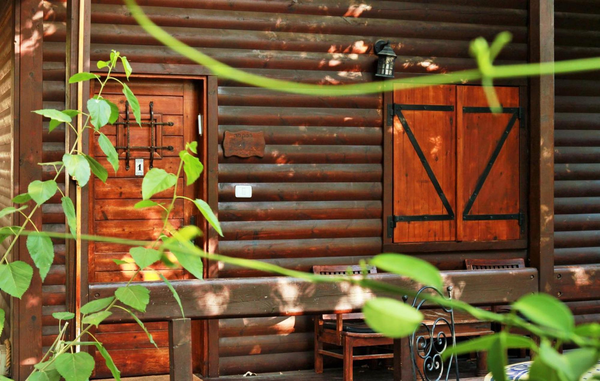 Cabin Resort Мошав-Рамот Экстерьер фото